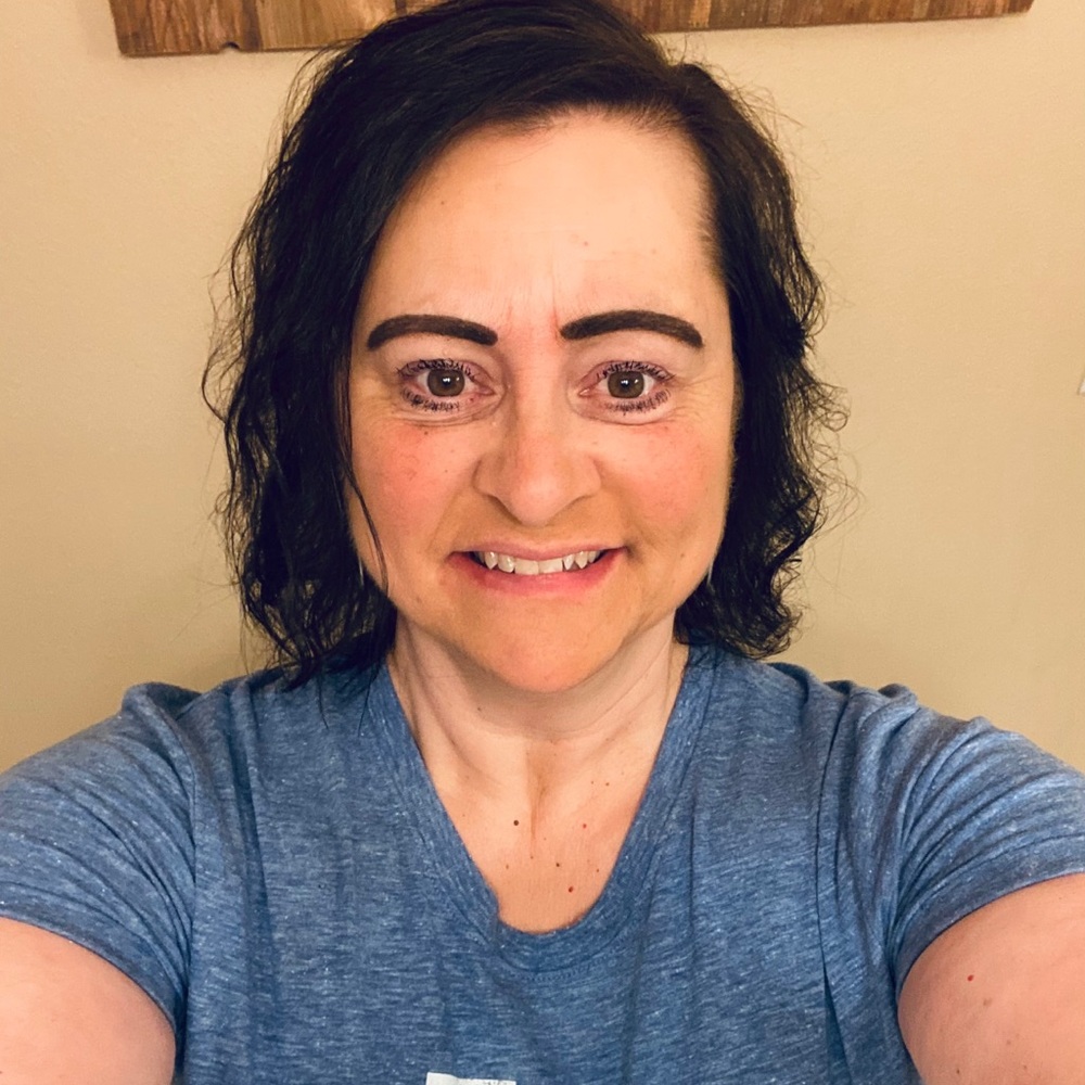 Meet your Posher, Debbie